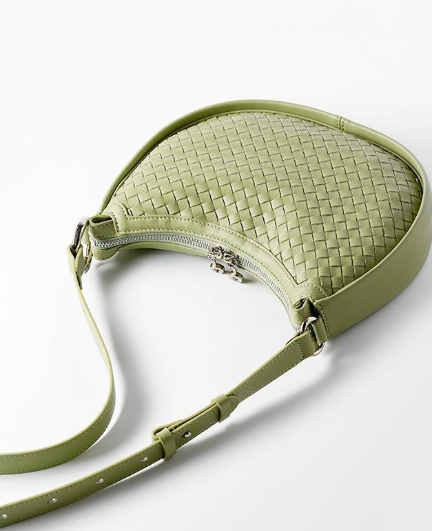 Modèle Léger tressé en cuir véritable